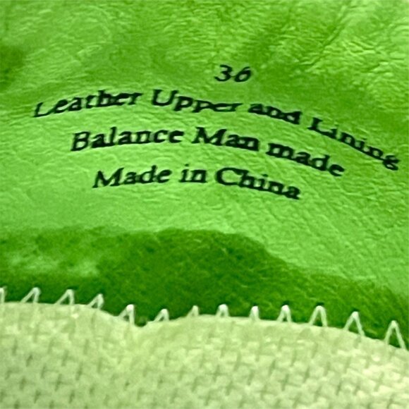 Hannah Anderson Girls Clogs Red Horse Size 36 EU 3.5Y USA Leather - Picture 5 of 10